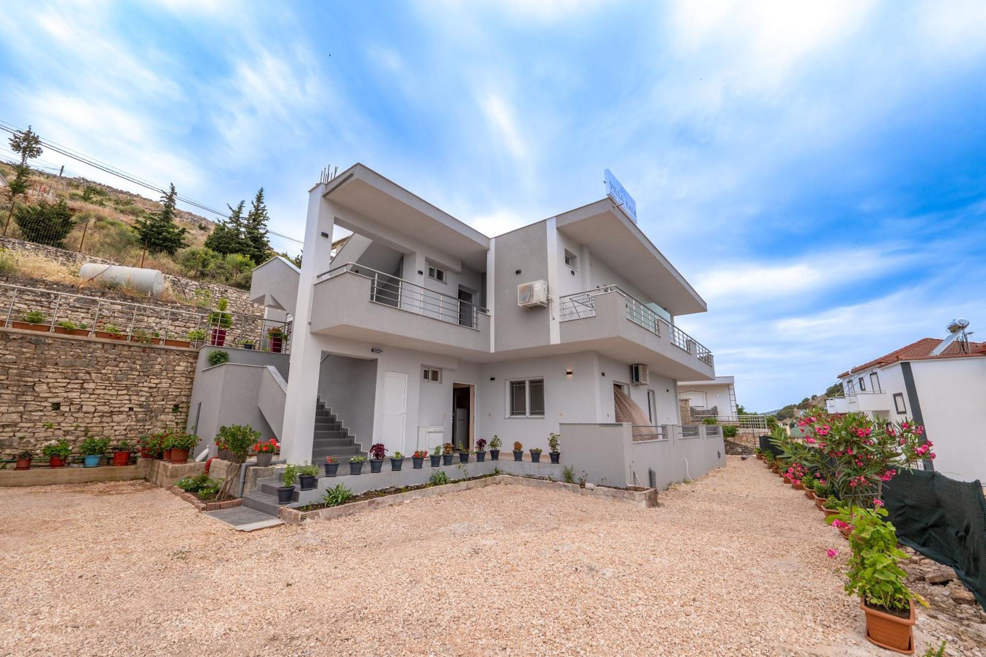 Villa Kale Sarandë エクステリア 写真