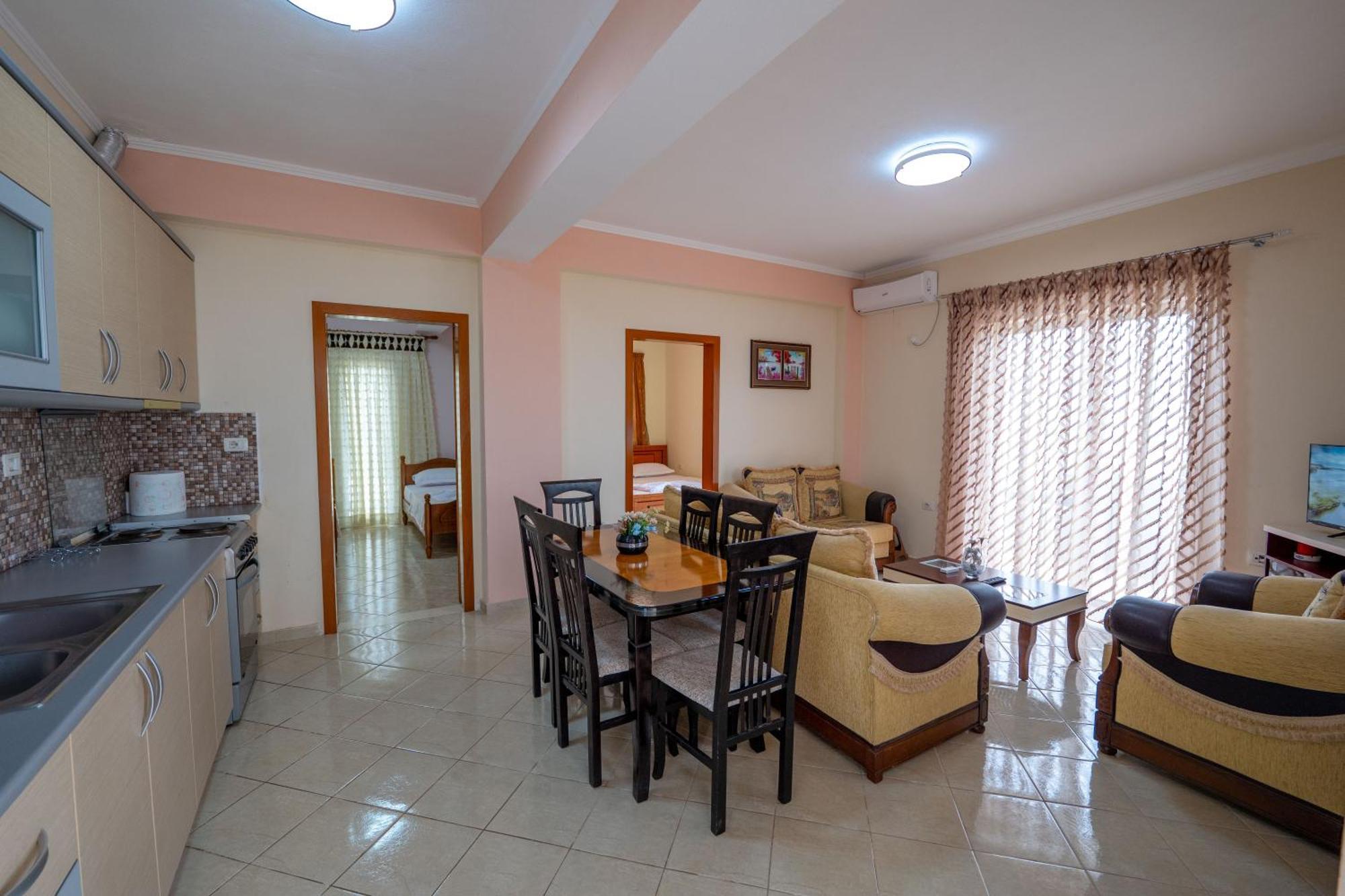 Villa Kale Sarandë エクステリア 写真